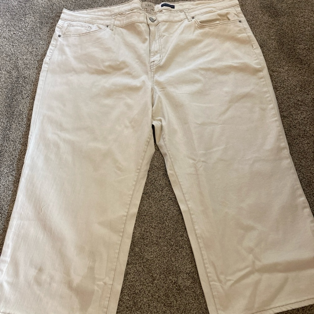 LOGO by Lori Goldstein JEANS Crop Style Wide Leg Ecru White Sz 28W NWOT